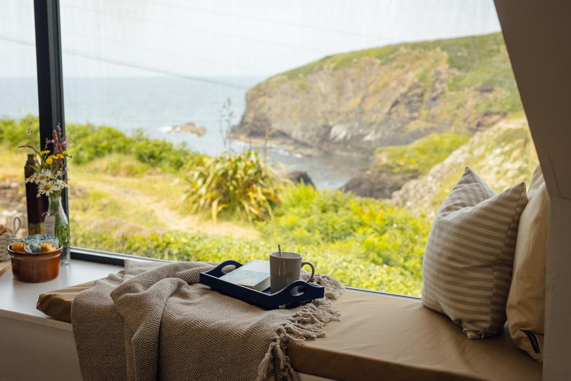 Cliff-Top Cottage On Coast Path W/Panoramic Views Trevine Exterior foto