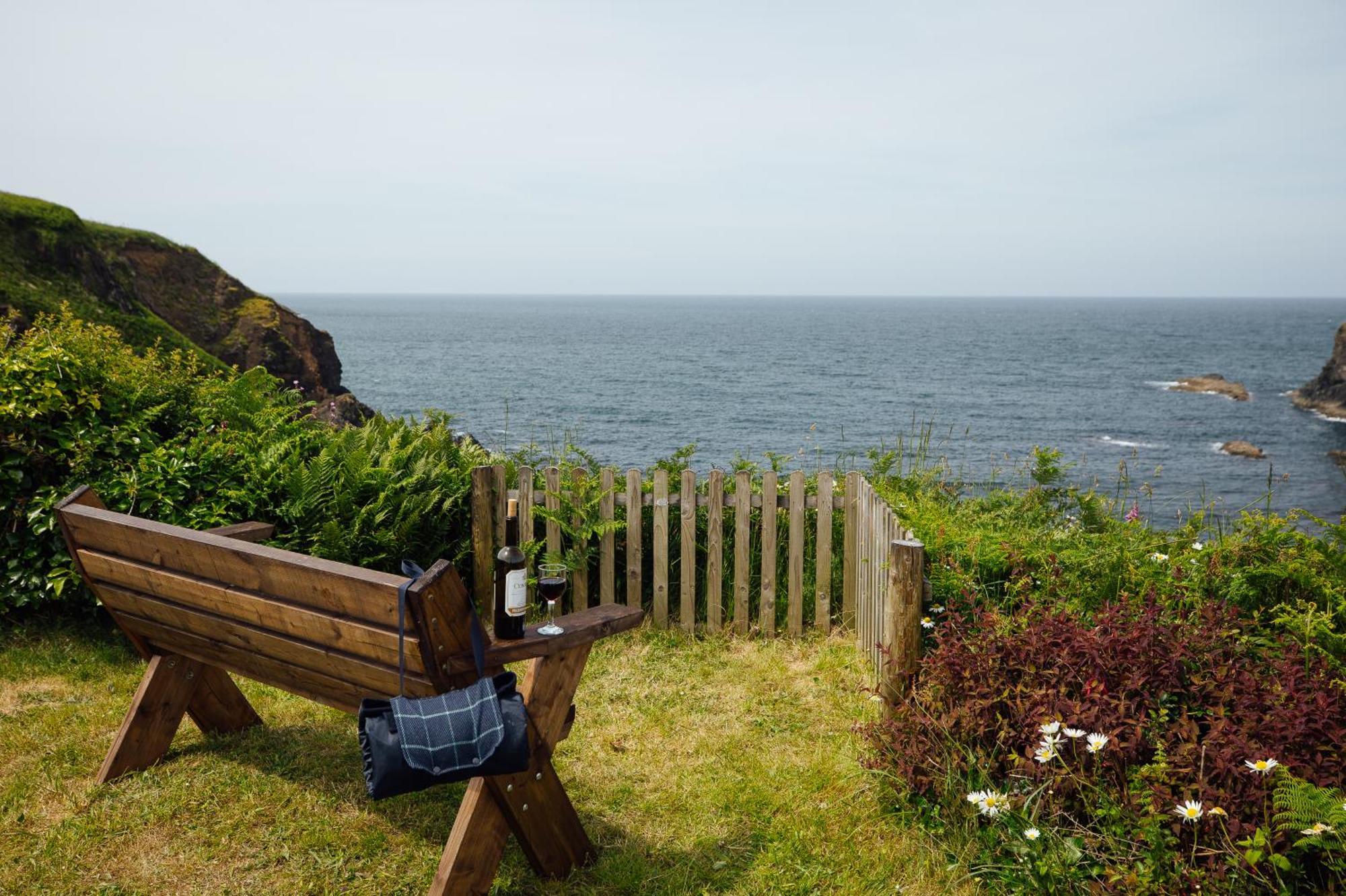 Cliff-Top Cottage On Coast Path W/Panoramic Views Trevine Exterior foto